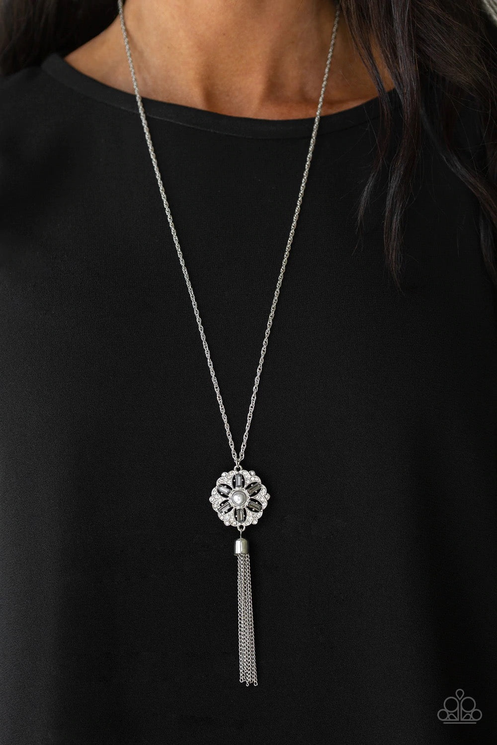 Fine Florals Silver Necklace - Paparazzi Accessories