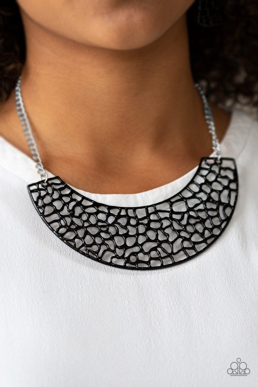 Powerful Prowl Black Necklace ~ Paparazzi Accessories