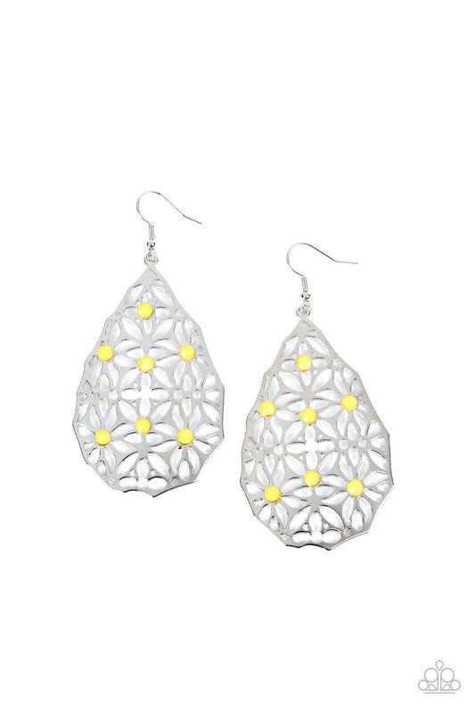 Delightfully Daisy Yellow Earring - Paparazzi Accessories