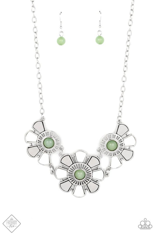 Aquatic Garden Green Necklace - Paparazzi Accessories